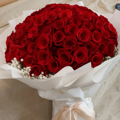 Luxe Dozen Roses Wrap